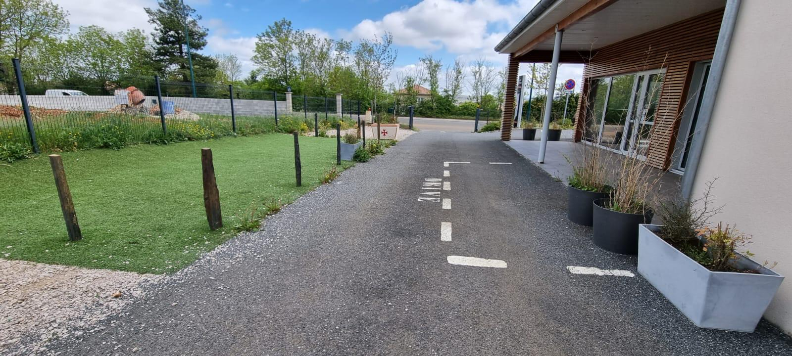 Immeuble 4 pièces 244 m² · à La Cavalerie · 244 m² · 482 000 €