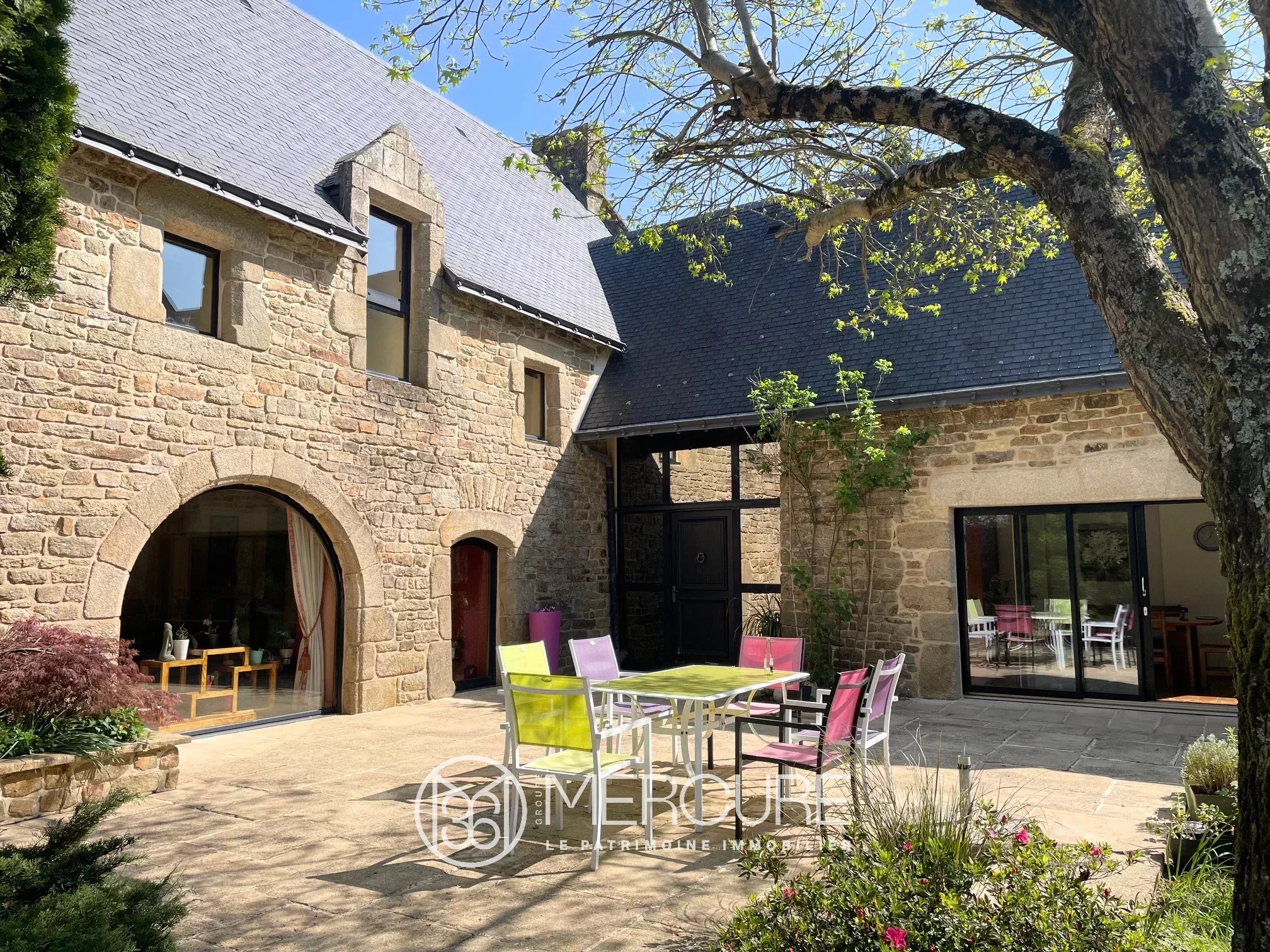 Maison 9 pièces 298 m² · à Kervignac · 298 m² · 797 000 €