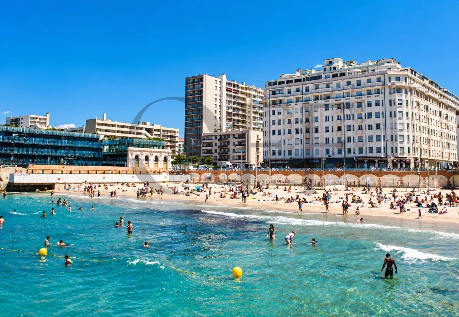Maison 6 pièces 140 m² · à Marseille 07 · 140 m² · 650 000 €