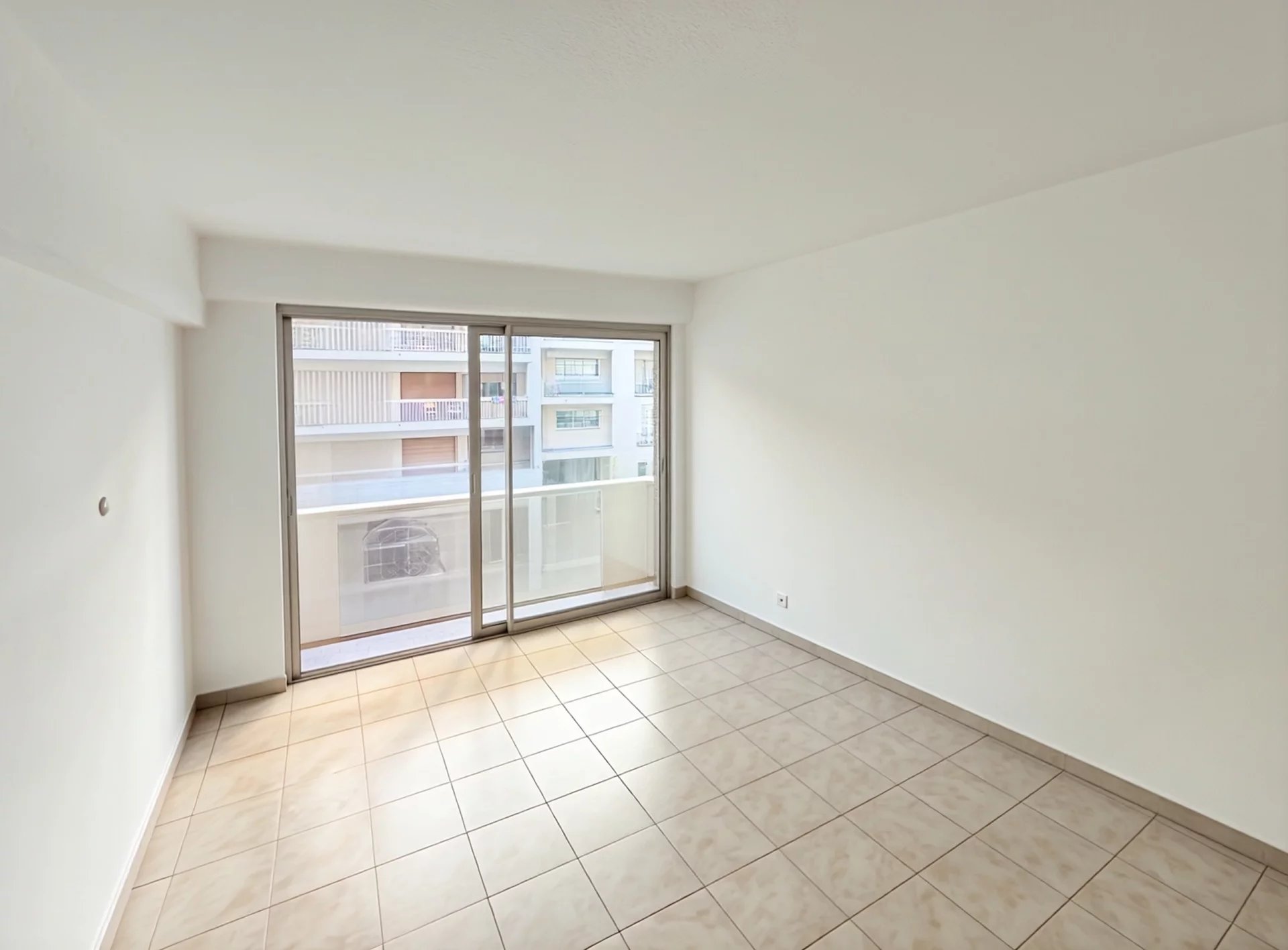 Appartement – ANTIBES ALPES-MARITIMES PROVENCE-ALPES-COTE-D-AZUR - Plus