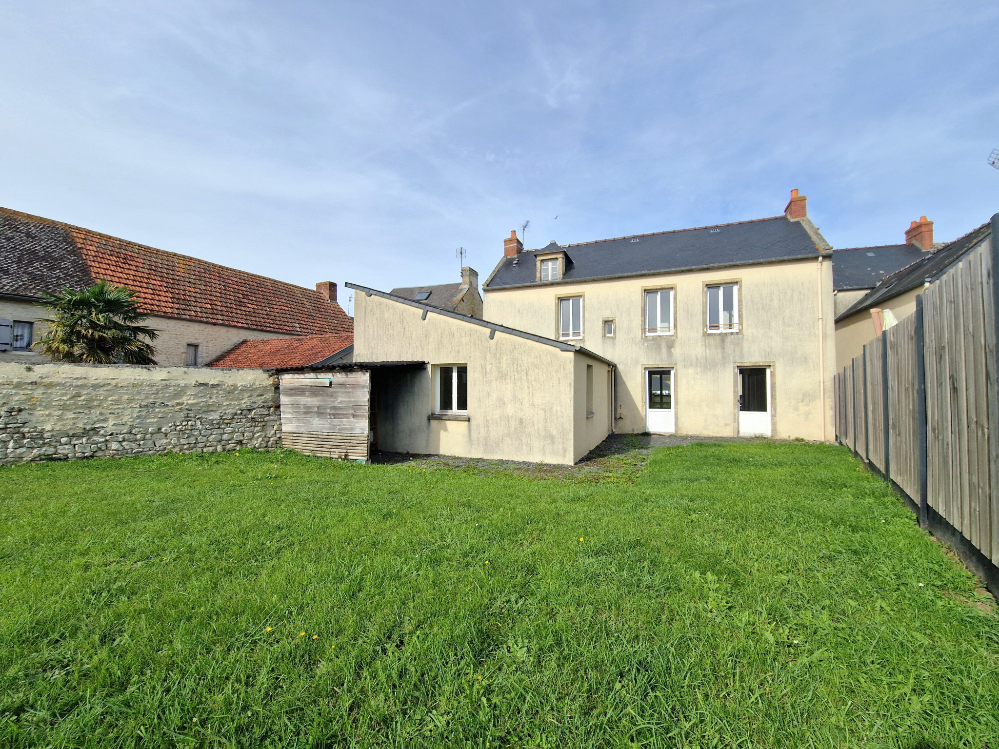 Maison 6 pièces 115 m² · à Trévières · 115 m² · 243 600 €