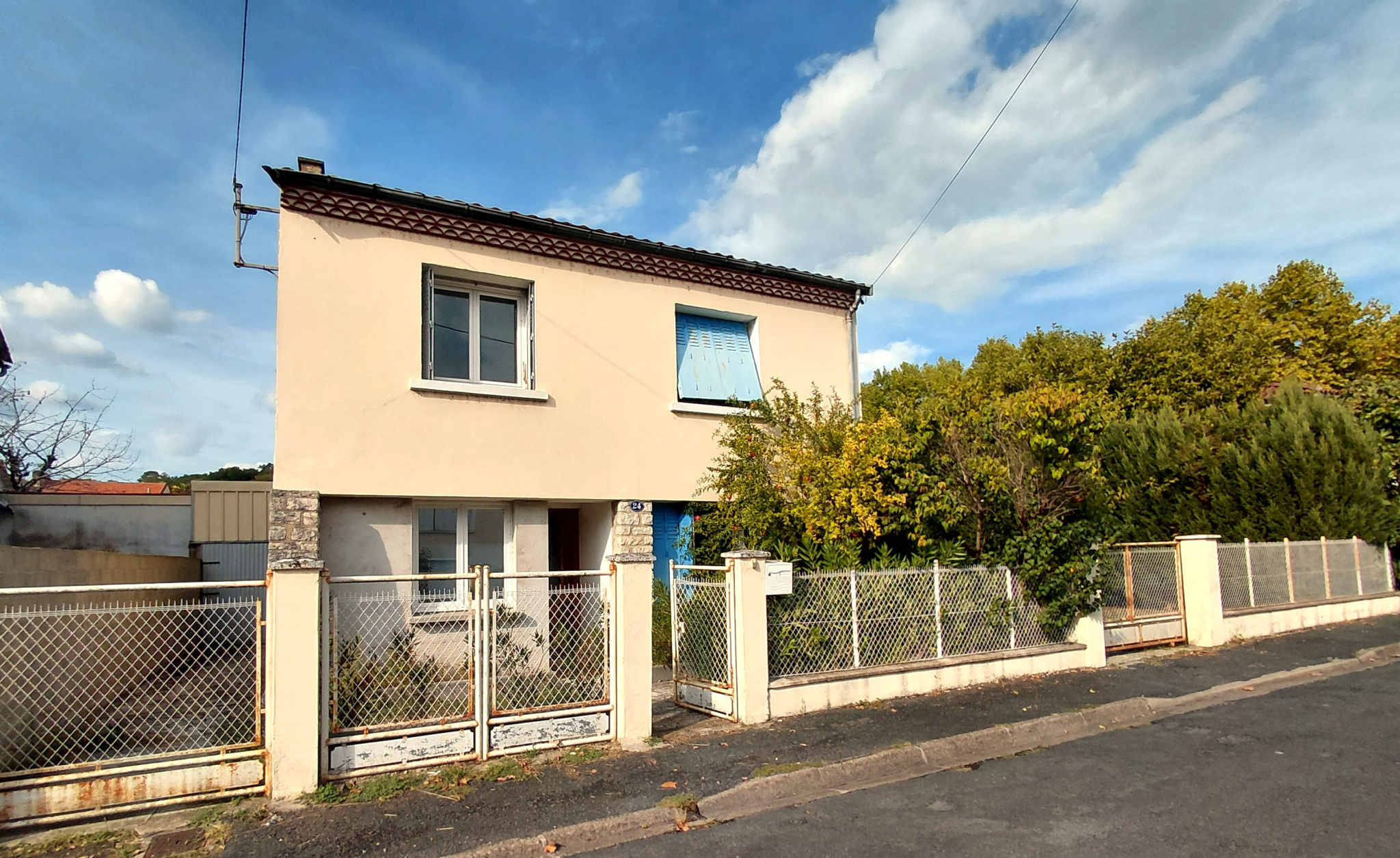 Maison 4 pièces 93 m² · à Perigueux · 93 m² · 129 000 €