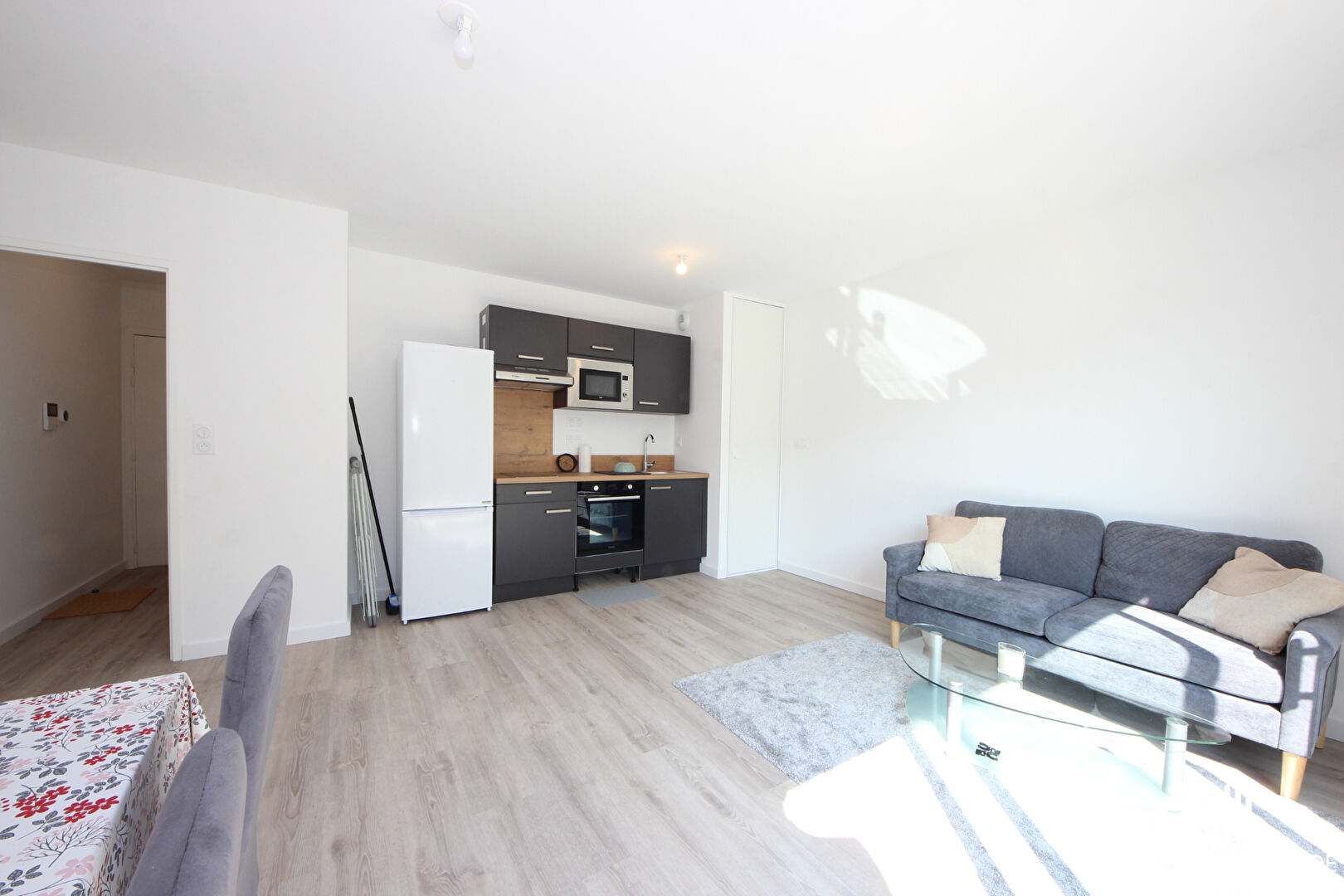 Appartement 2 pièces 44 m² · à Dinard · 44 m² · 800 €/mois