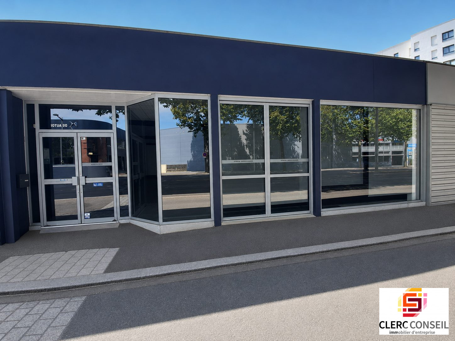 Local commercial 240 m² · à Rouen · 240 m² · 2 800 €/mois