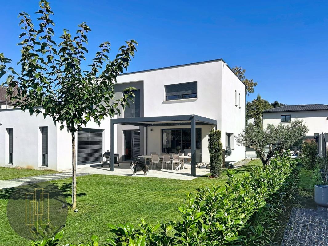 Maison 5 pièces 187 m² · à Rochetaillée-sur-Saône · 187 m² · 895 000 €