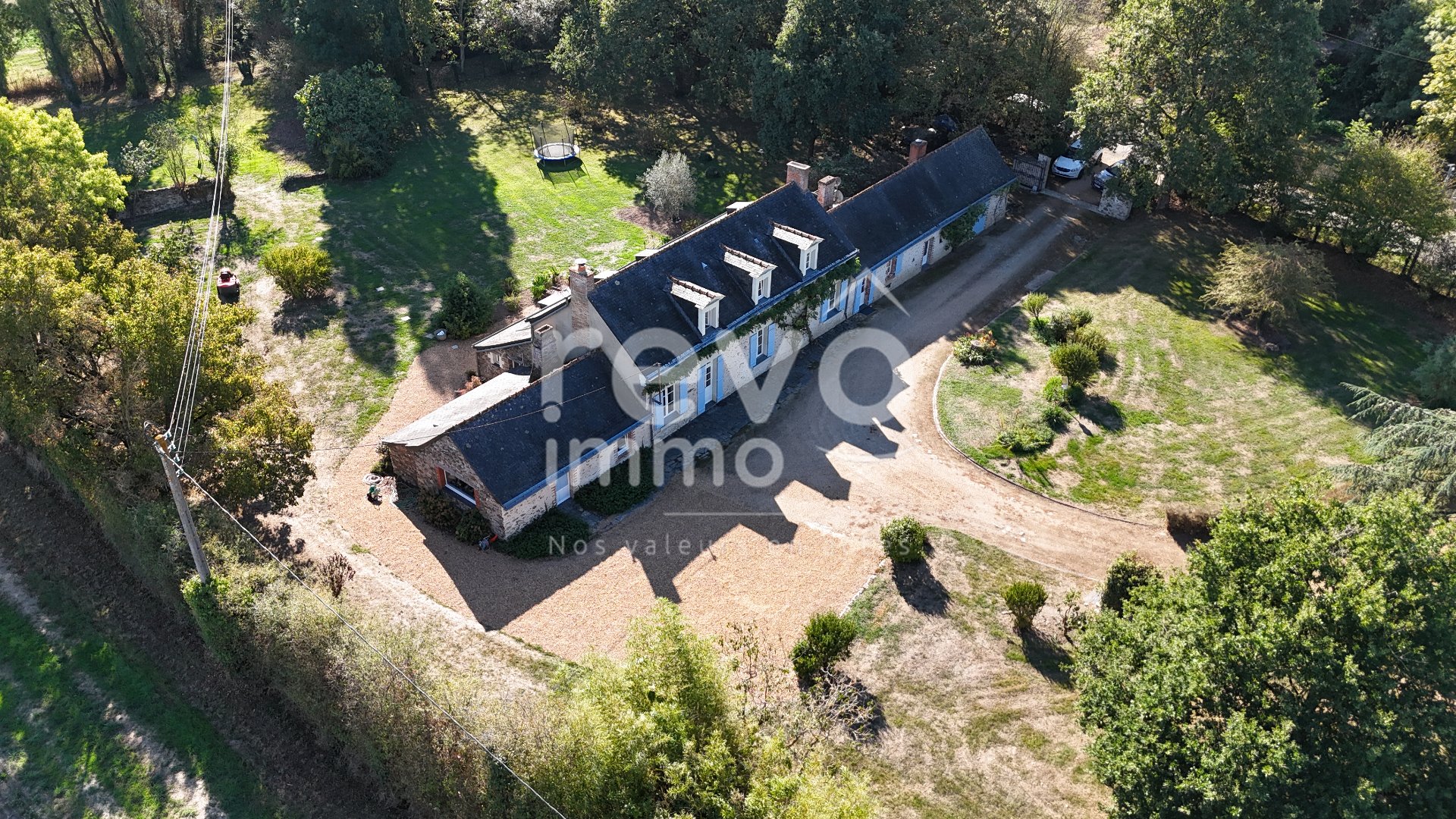 Maison 6 pièces 200 m² · à Mozé-sur-Louet · 200 m² · 539 900 €
