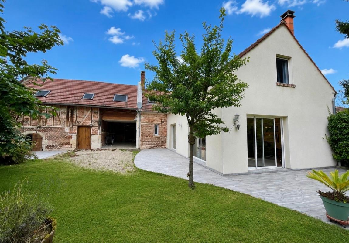 Maison 6 pièces 163 m² · à Compiègne · 163 m² · 324 000 €
