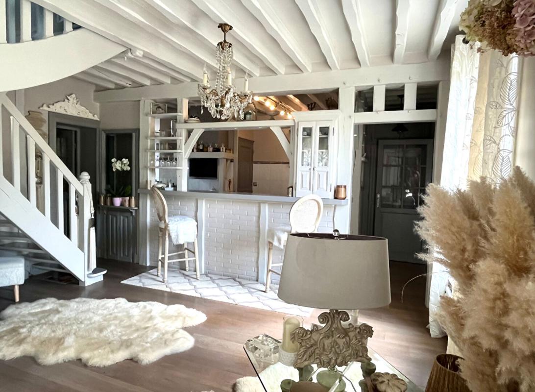 Maison 8 pièces 260 m² · à Vic-sur-Aisne · 260 m² · 369 000 €