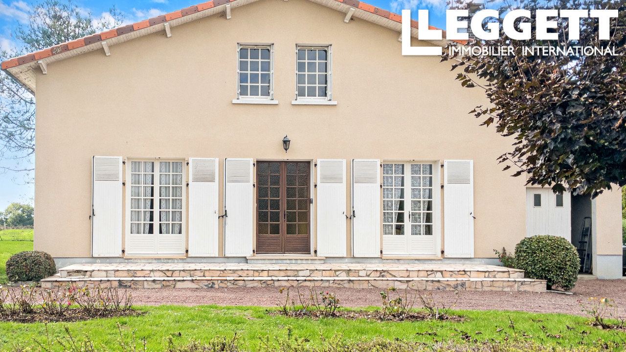 Maison 6 pièces 110 m² · à Chassenon · 110 m² · 140 000 €