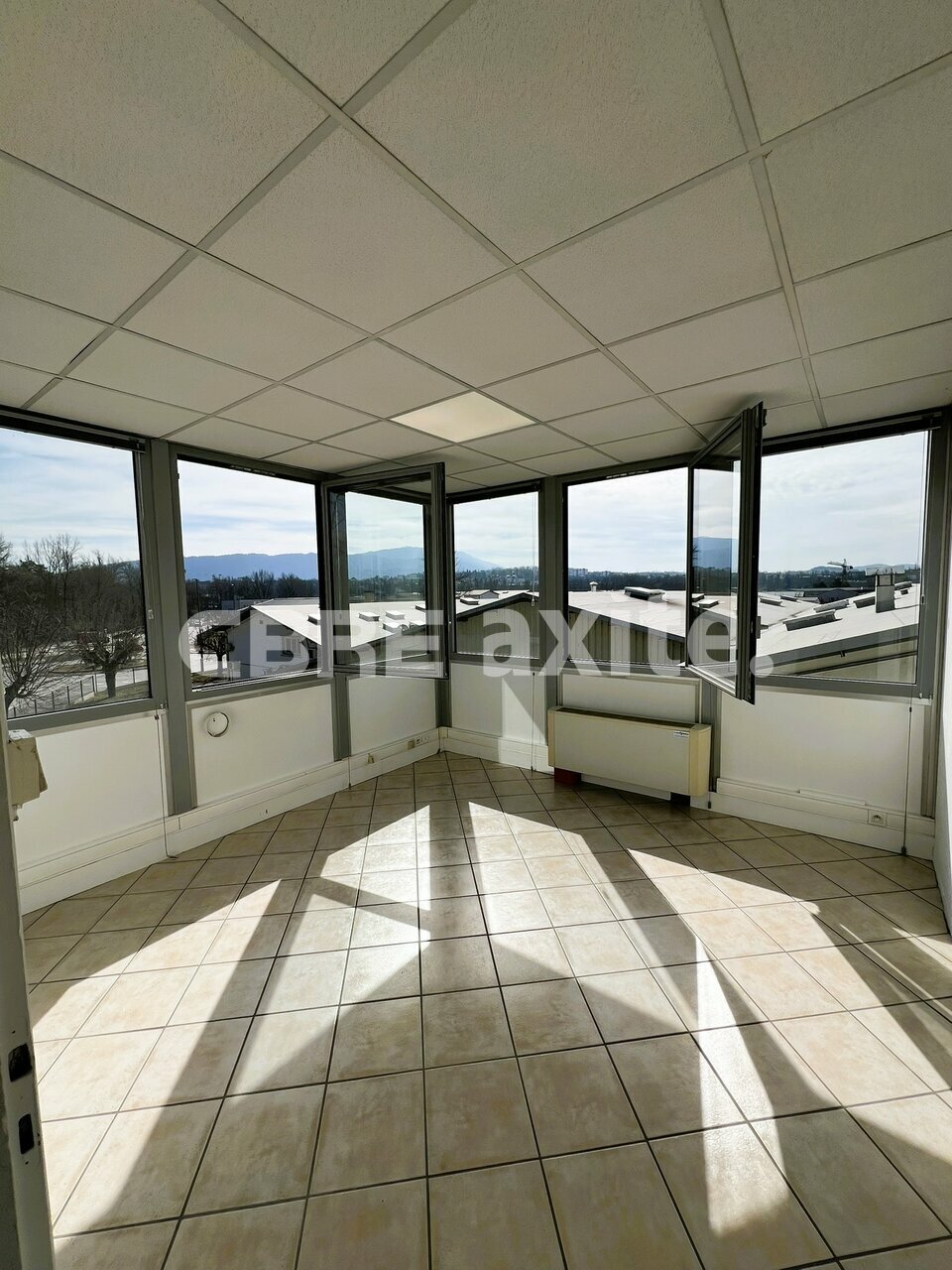 Local commercial 63 m² · à Annecy · 63 m² · 863 €/mois