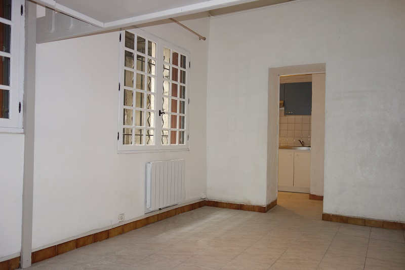 Appartement 1 pièce 22 m² · à Nîmes · 22 m² · 397 €/mois