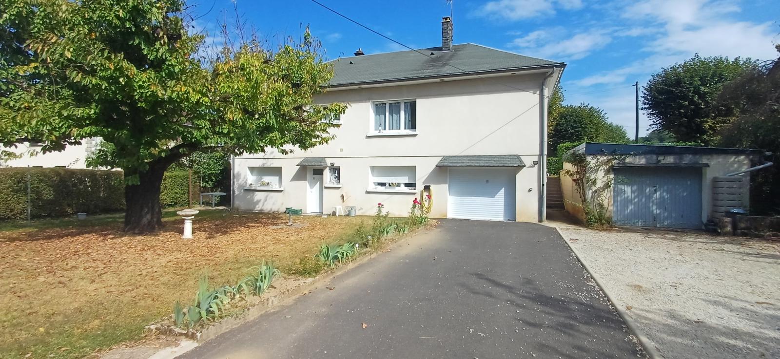 Maison 6 pièces 145 m² · à Bort-les-Orgues · 145 m² · 210 000 €