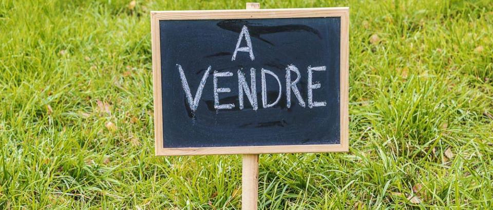 Terrain 716 m² · à Artigues-près-Bordeaux · 716 m² · 195 000 €