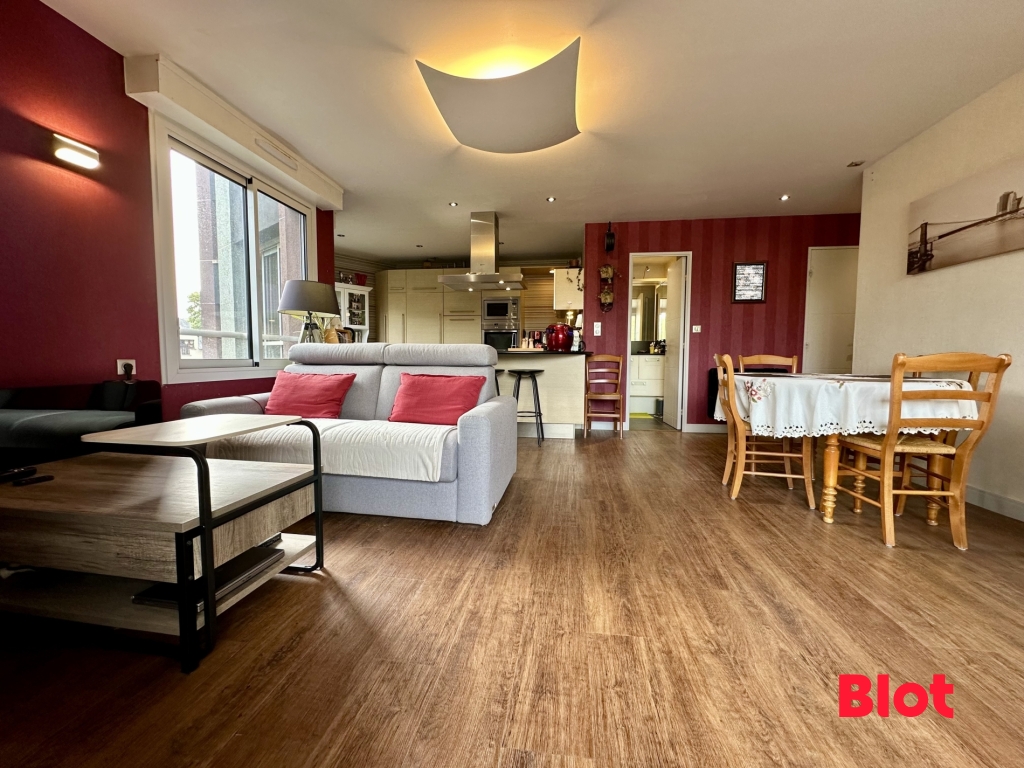Appartement 2 pièces 62 m² · à Montfort-sur-Meu · 62 m² · 179 900 €