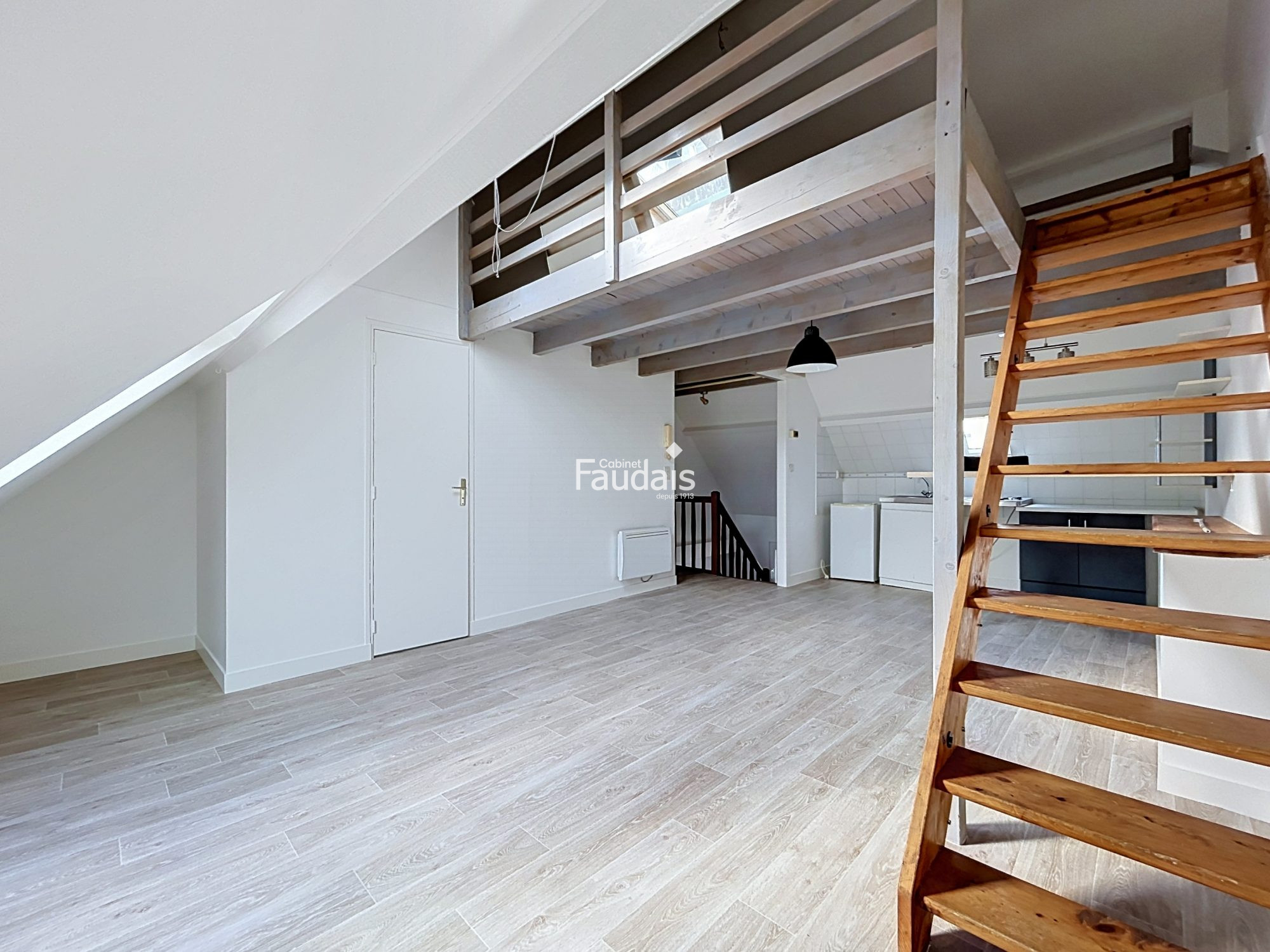 Appartement 1 pièce 24 m² · à Saint-Lô · 24 m² · 380 €/mois