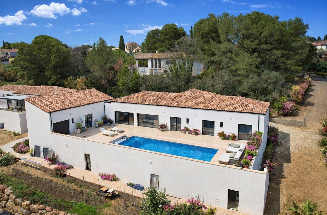 Maison 8 pièces 293 m² · à Roujan · 293 m² · 850 000 €
