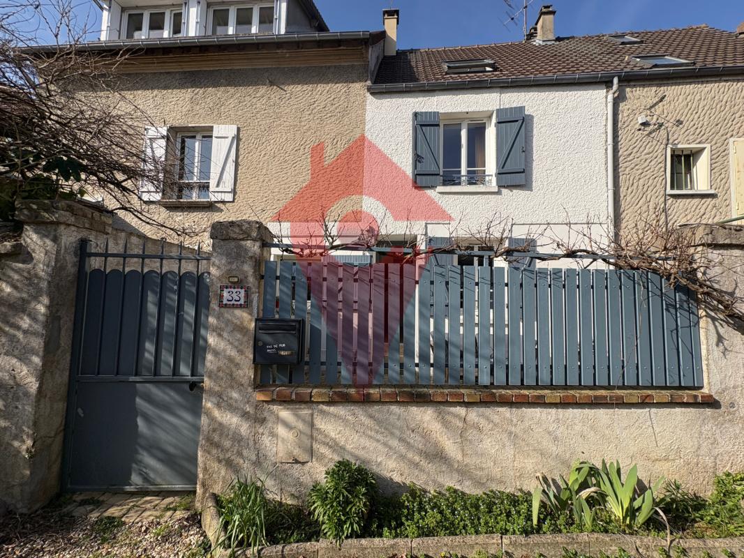 Maison – ORGEVAL YVELINES ILE-DE-FRANCE - Vue 2