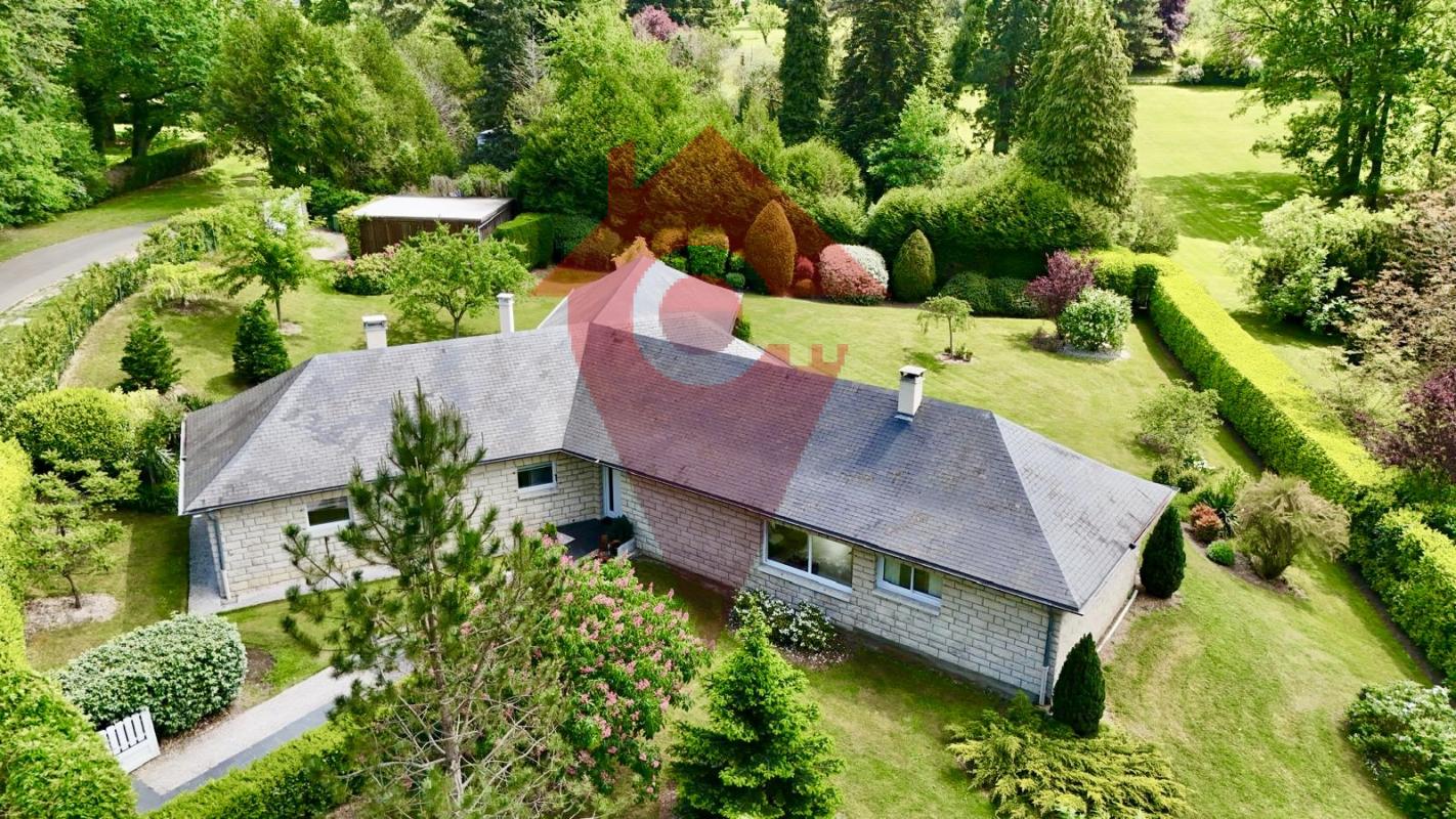 Maison 6 pièces 220 m² · à Crespières · 220 m² · 899 000 €