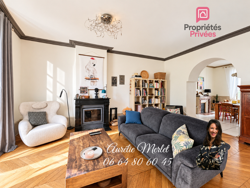 Maison 8 pièces 220 m² · à Riom · 220 m² · 599 900 €