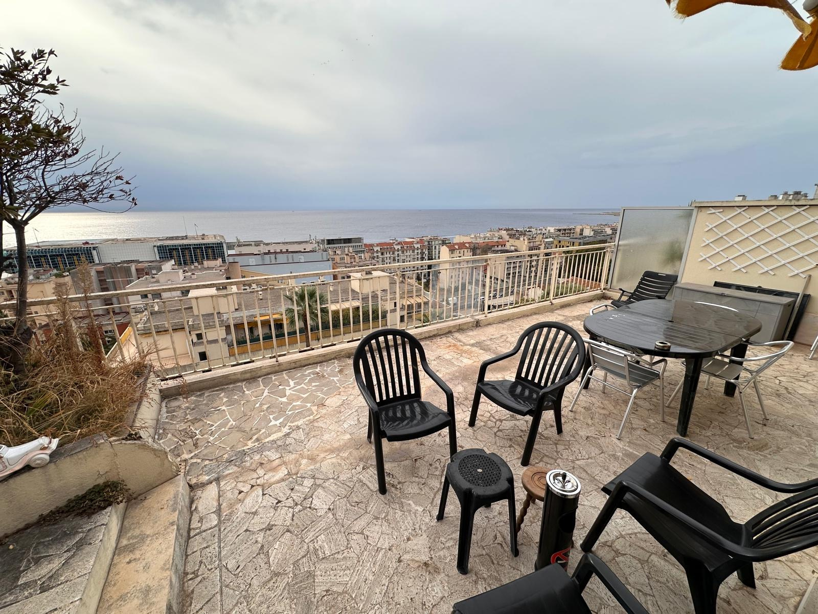 Appartement 4 pièces 105 m² · à Nice · 105 m² · 850 000 €