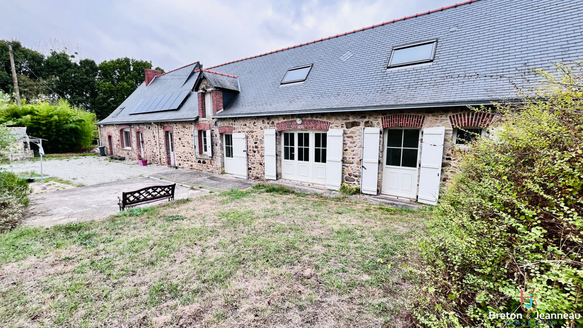 Maison 4 pièces 128 m² · à Saint-Pierre-la-Cour · 128 m² · 294 400 €