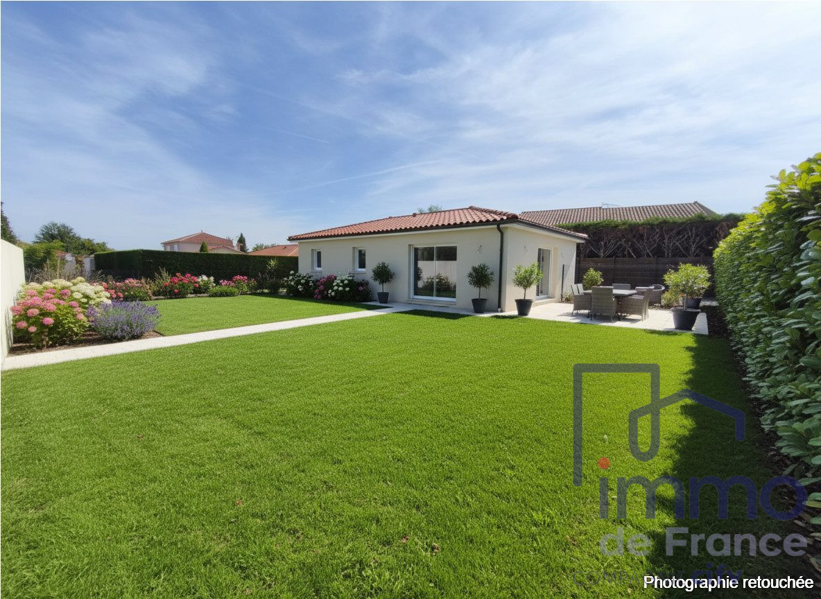 Maison 4 pièces 93 m² · à Saint-Cyprien · 93 m² · 325 000 €