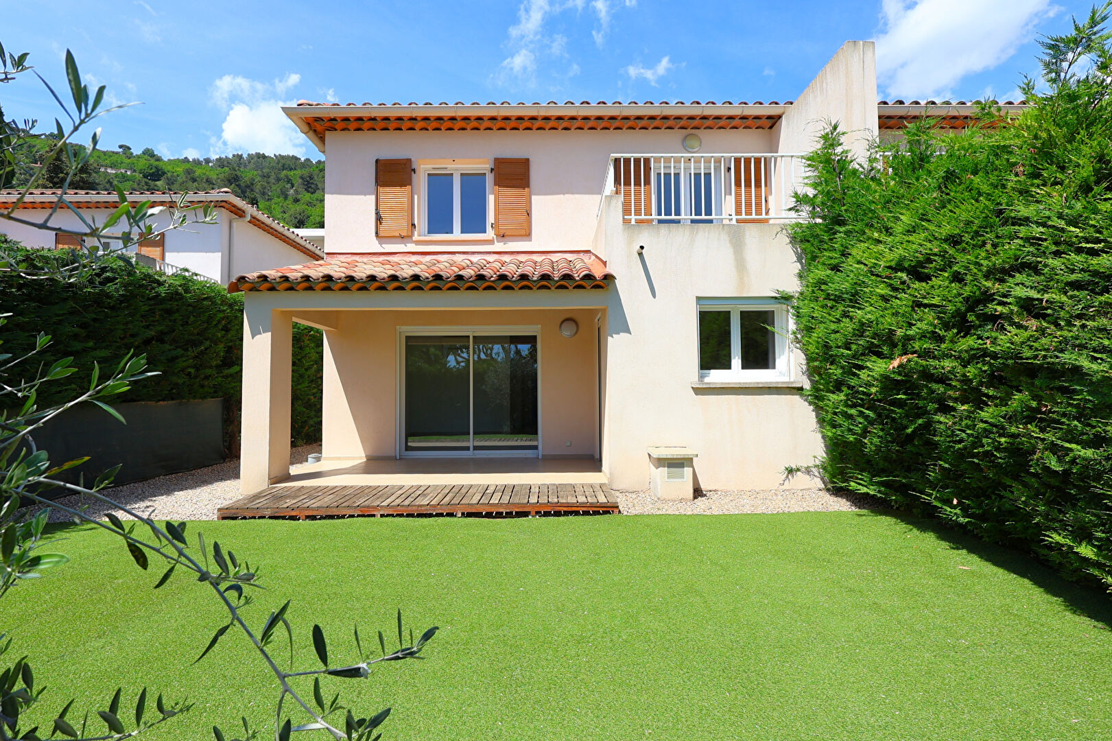 Maison 4 pièces 99 m² · à Spéracèdes · 99 m² · 425 000 €