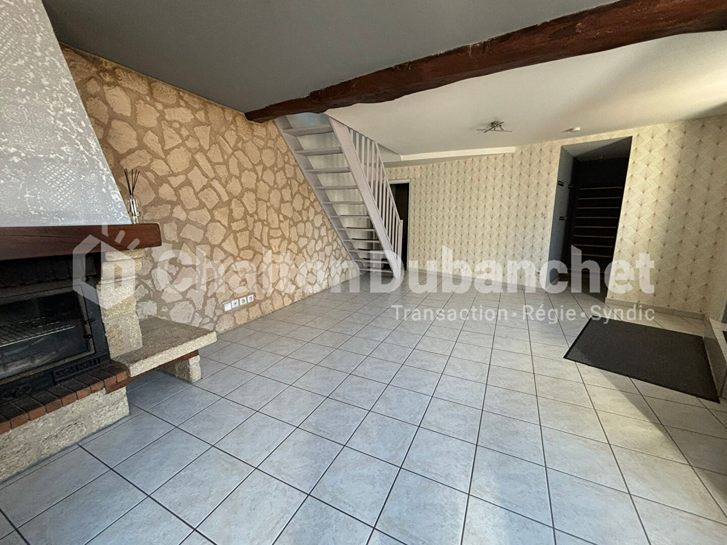 Maison 4 pièces 114 m² · à Villemontais · 114 m² · 714 €/mois