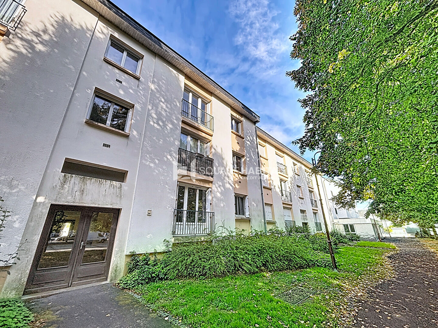 Appartement 3 pièces 75 m² · à Chartres-de-Bretagne · 75 m² · 170 000 €
