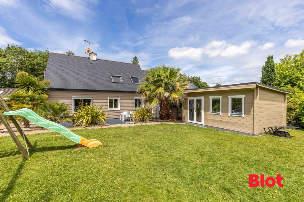 Maison 6 pièces 133 m² · à Crevin · 133 m² · 336 000 €