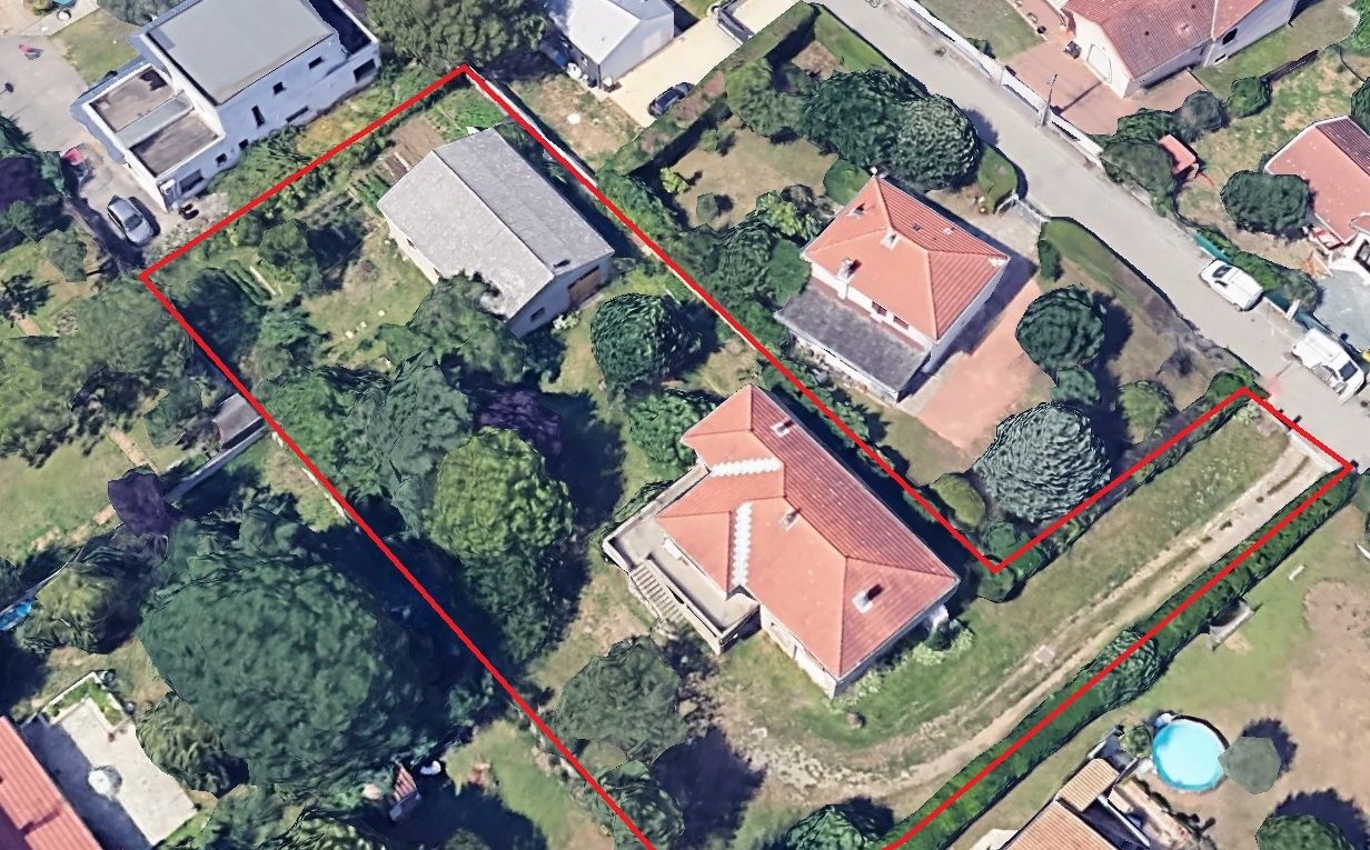 Maison 5 pièces 228 m² · à Sainte-Foy-lès-Lyon · 228 m² · 1 030 000 €