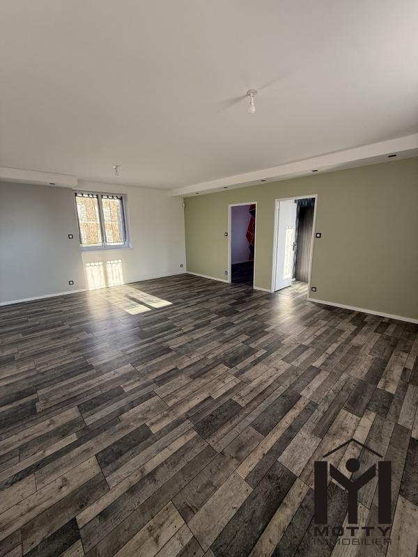 Appartement 4 pièces 92 m² · à Pompey · 92 m² · 990 €/mois