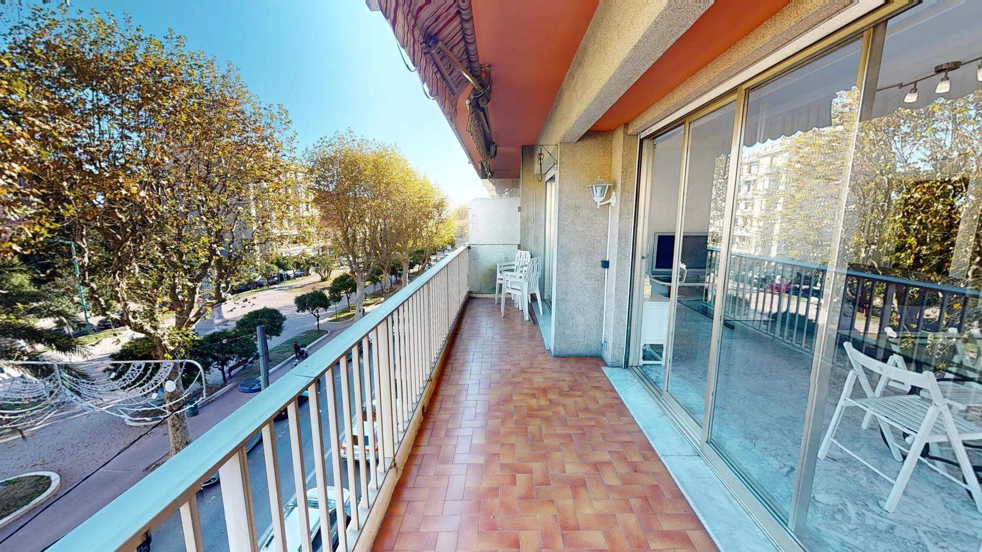 Appartement 2 pièces 71 m² · à Menton · 71 m² · 490 000 €