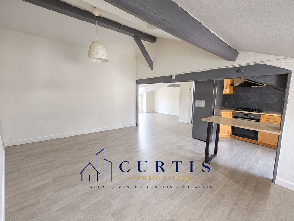 Appartement 3 pièces 80 m² · à Saint-Chamond · 80 m² · 650 €/mois