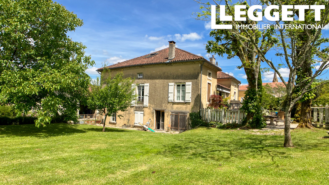 Maison 10 pièces 300 m² · à Sos · 300 m² · 395 000 €