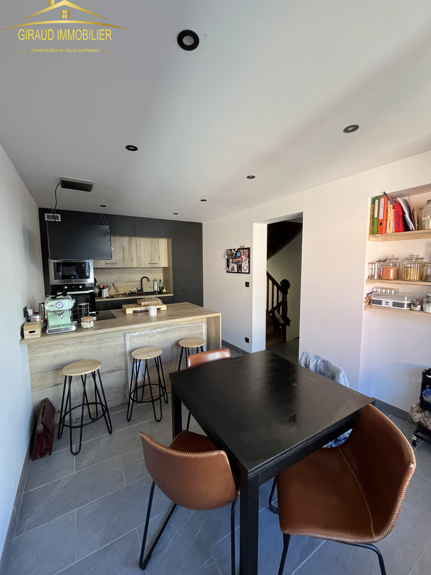 Maison 5 pièces 90 m² · à Coutouvre · 90 m² · 99 000 €