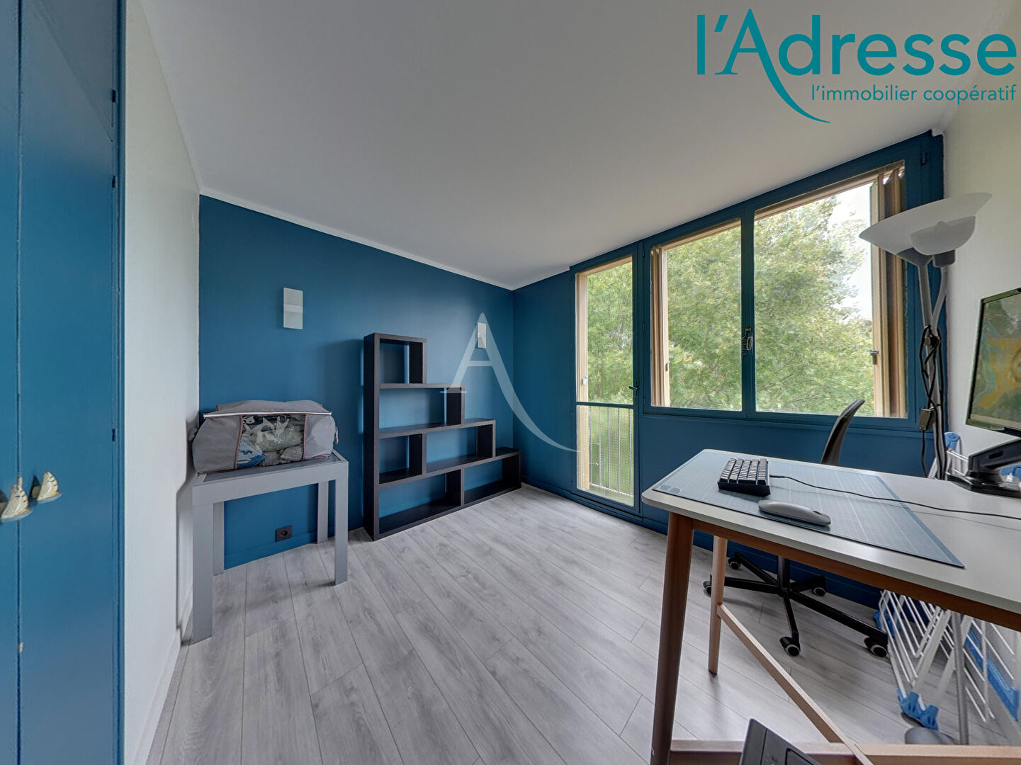 Appartement – NOISY LE GRAND SEINE-SAINT-DENIS ILE-DE-FRANCE - Vue 5