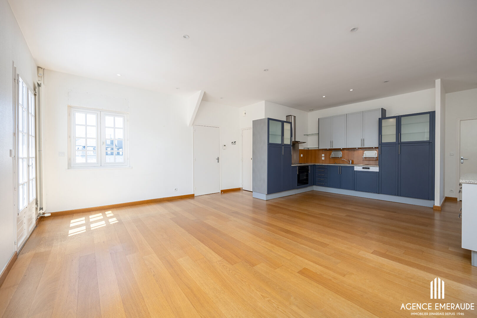 Appartement 4 pièces 87 m² · à Dinard · 87 m² · 1 339 €/mois