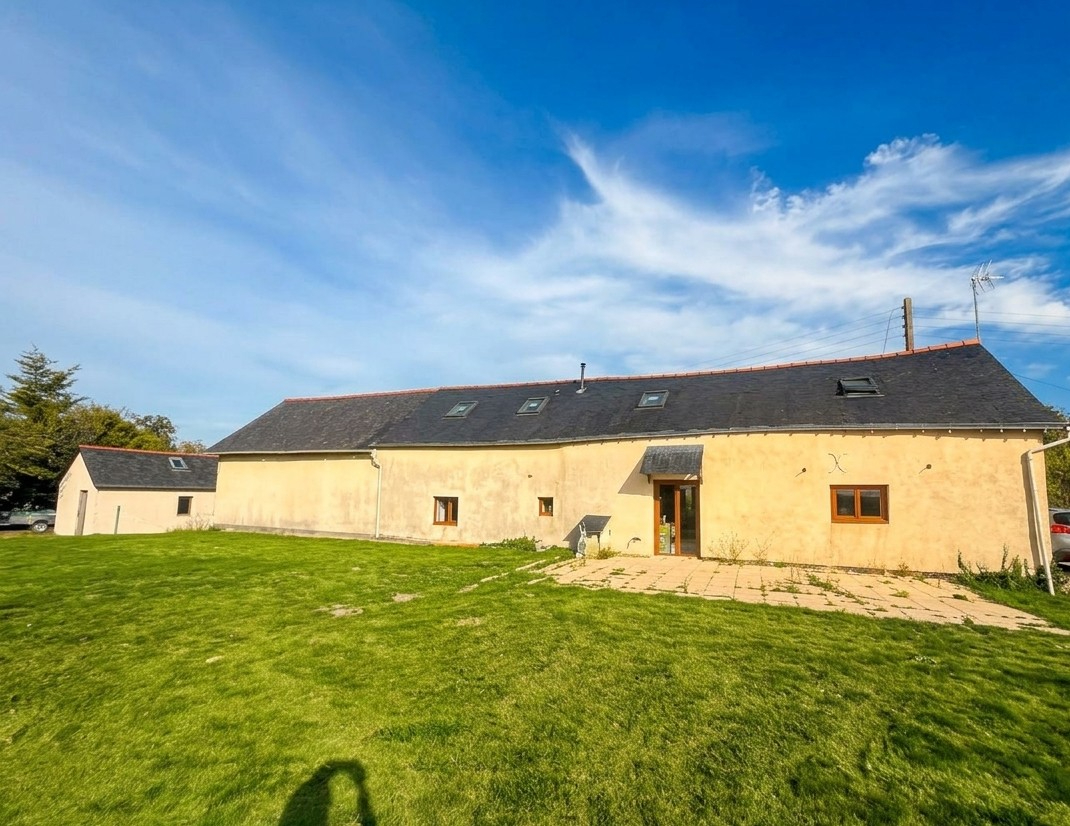 Maison 4 pièces 97 m² · à Javron-les-Chapelles · 97 m² · 163 150 €