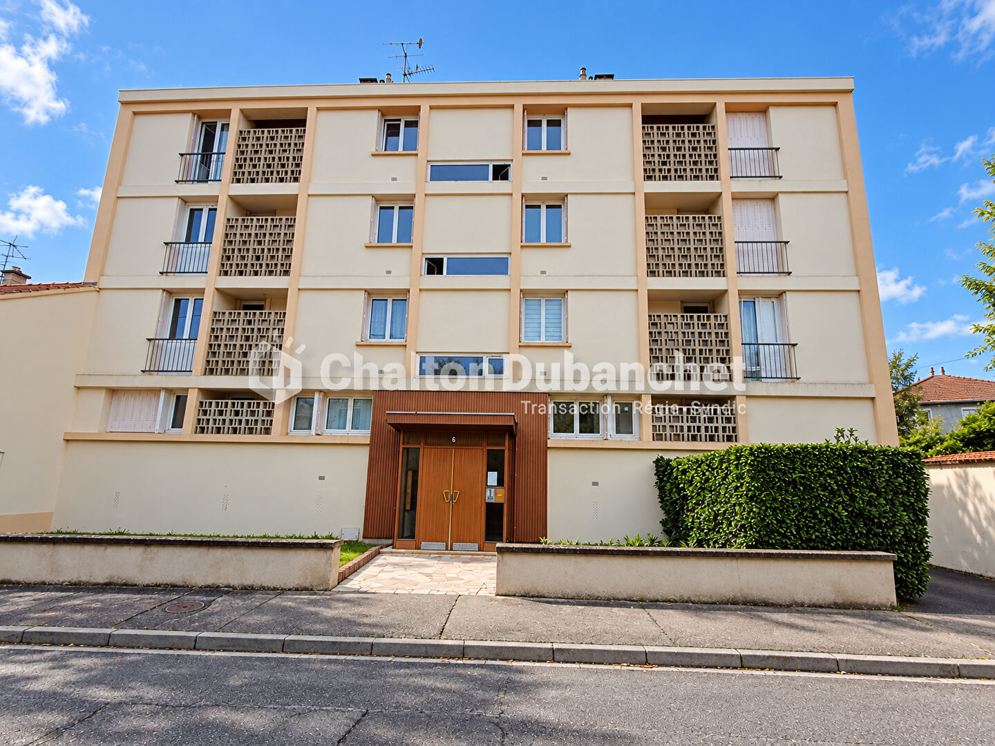 Appartement 4 pièces 73 m² · à Roanne · 73 m² · 92 000 €