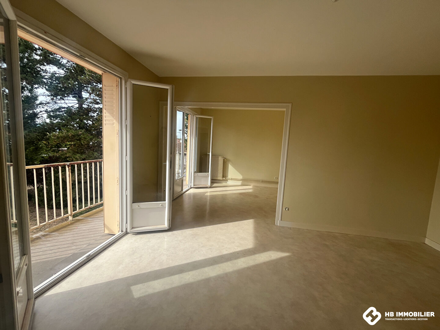 Appartement 5 pièces 83 m² · à Riorges · 83 m² · 98 000 €