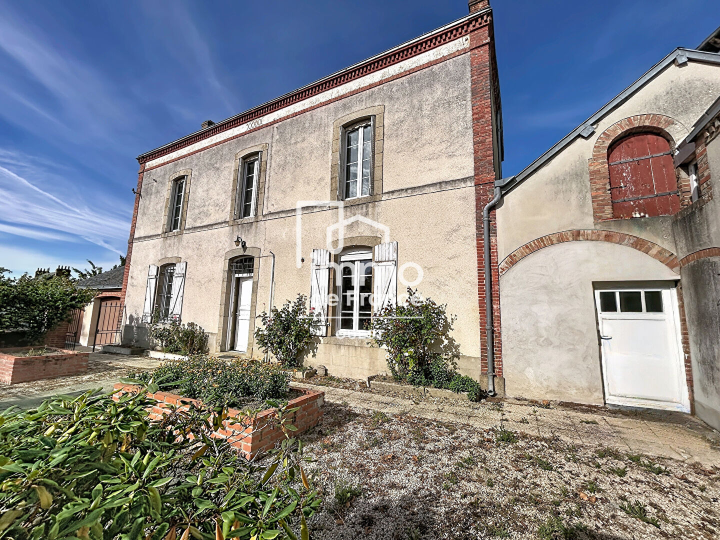 Maison 5 pièces 113 m² · à Sainte-Gemmes-le-Robert · 113 m² · 122 000 €