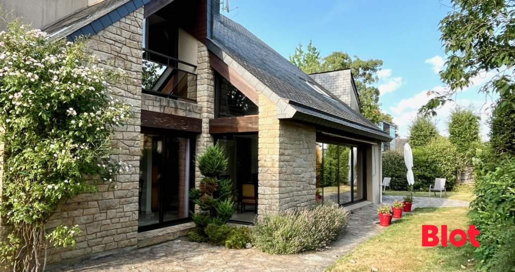 Maison 9 pièces 230 m² · à Saint-Grégoire · 230 m² · 988 000 €