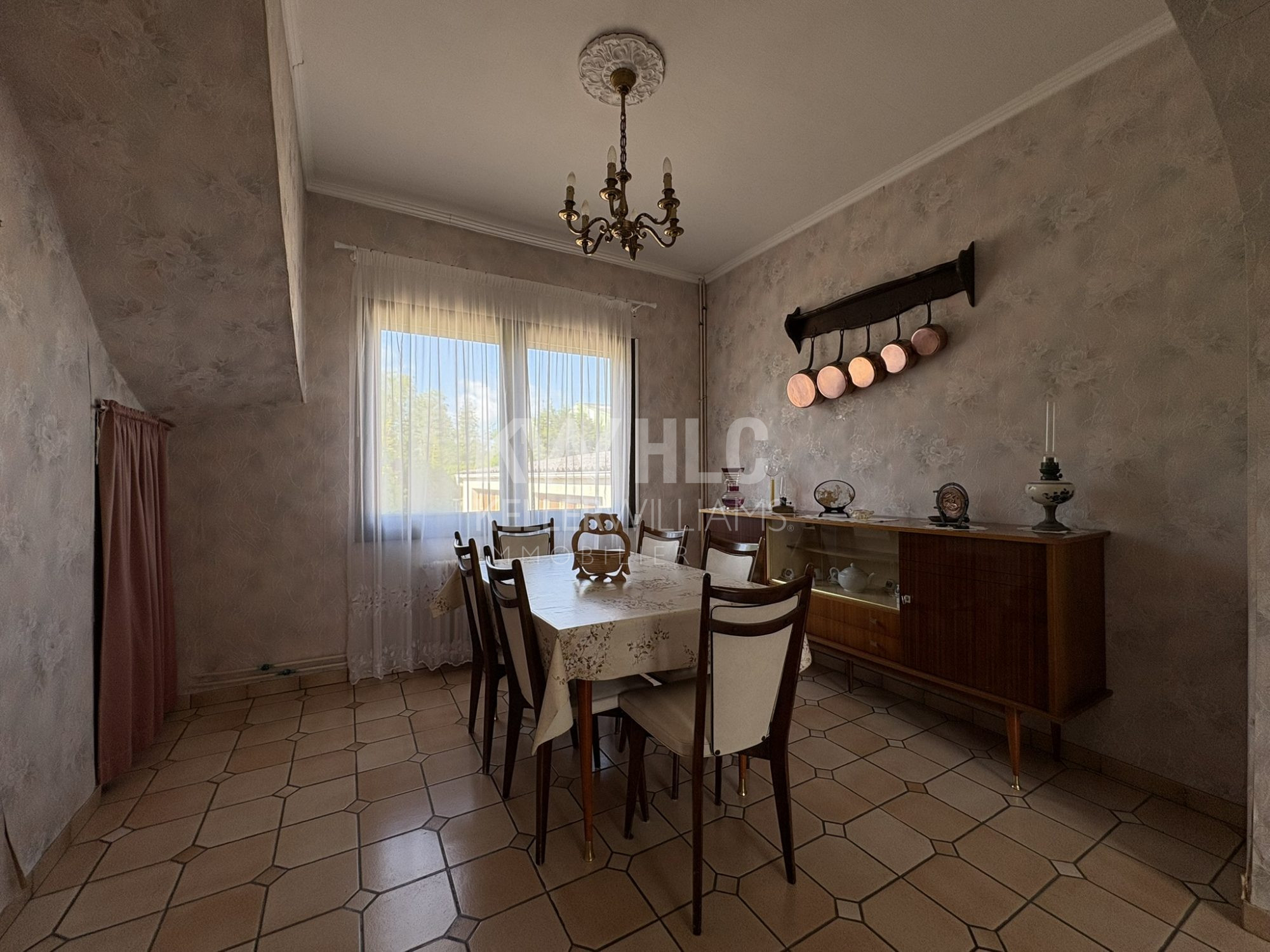 Maison – ABBEVILLE SOMME HAUTS-DE-FRANCE - Plus