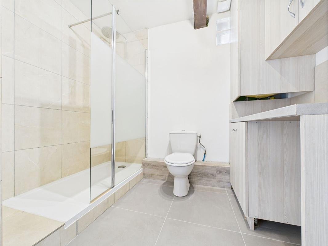 Appartement – AVIGNON VAUCLUSE PROVENCE-ALPES-COTE-D-AZUR - Plus