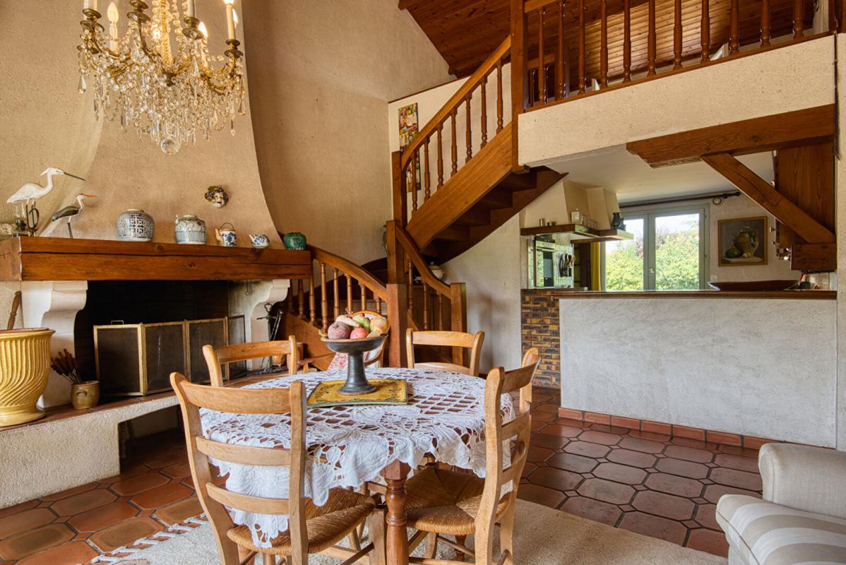 Maison 8 pièces 157 m² · à Saint-Fiacre-sur-Maine · 157 m² · 395 000 €