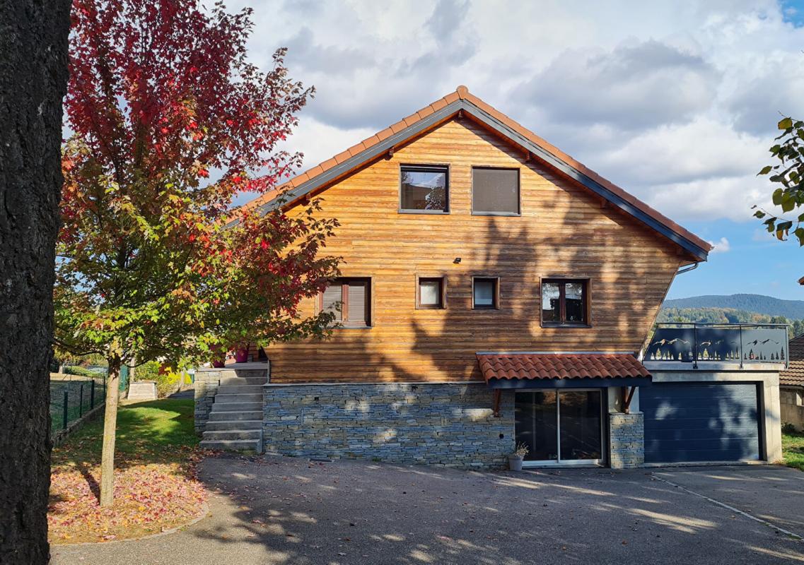 Maison 5 pièces 200 m² · à Saint-Genest-Malifaux · 200 m² · 465 000 €