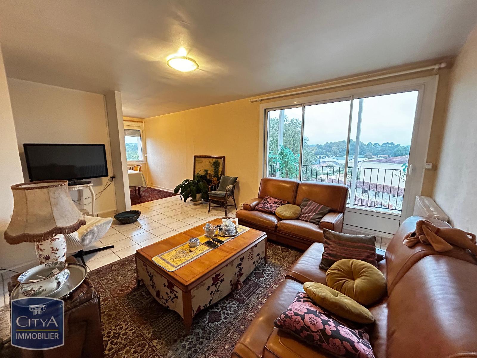 Appartement 5 pièces 110 m² · à Mont-de-Marsan · 110 m² · 778 €/mois