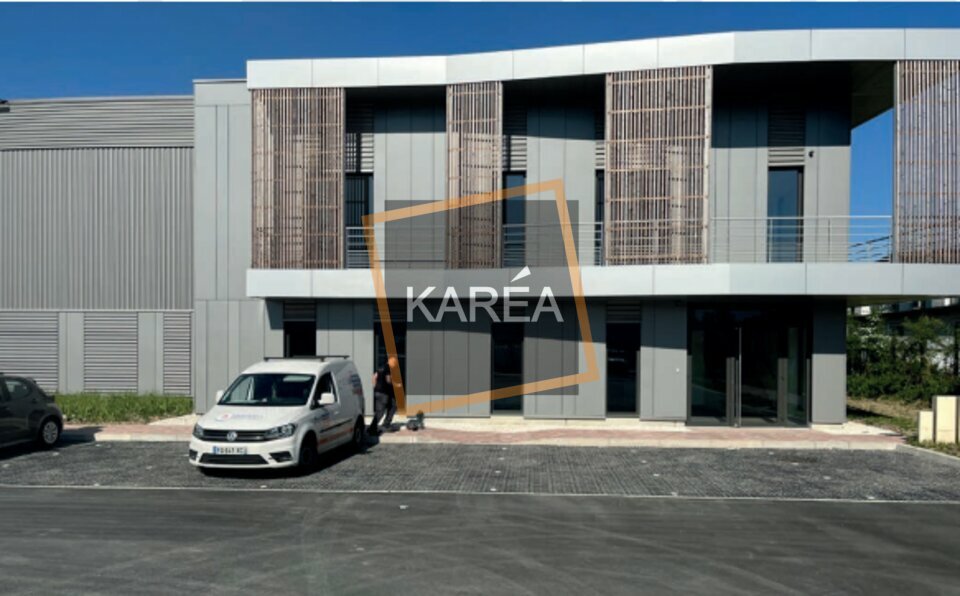 Local commercial 1287 m² · à Courtry · 1 287 m² · 15 766 €/mois