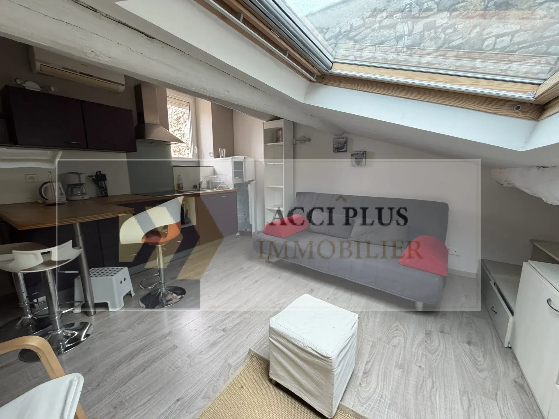 Appartement 1 pièce 12 m² · à Nîmes · 12 m² · 484 €/mois